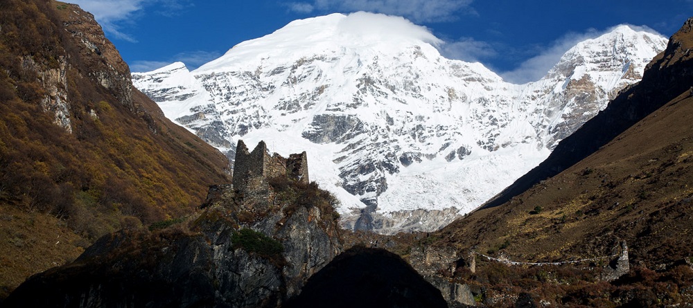 jumolhari trek